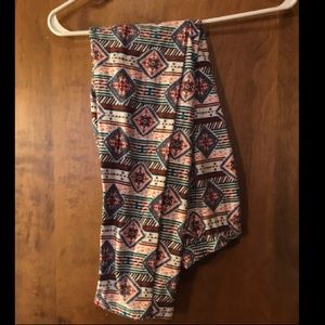 Ultra Flirt Aztec Leggings